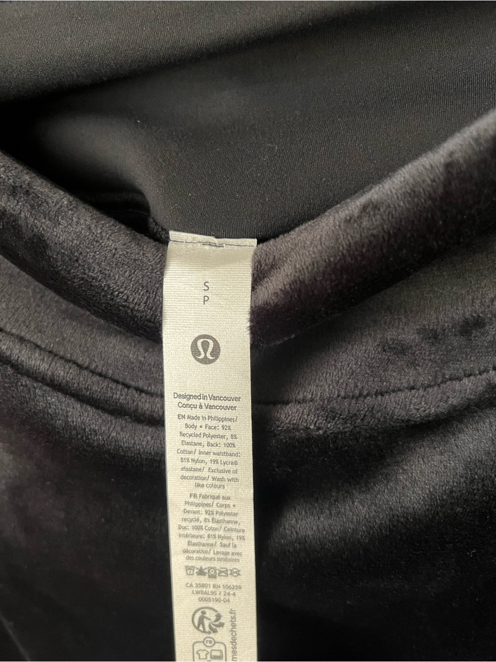 lululemon athletica Black Velvet-Look Pull-On Skirt scuba - Picture 6 of 7